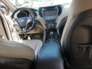 ✅ 2016 Hyundai Santa Fe • VIN: 5XYZWDLA1GG345219 • Лот: 51031533. Опубликован ранее на Copart с пробегом 102 795 миль. Бесплатный доступ к архиву аукционных продаж из США и подробный отчёт об истории автомобиля на DreamBid. Изображение 8.