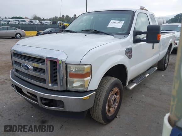 ✅ 2010 Ford F-250 XL • VIN: 1FTSX2BR8AEA16883 • Lot: 43807255. Listed on IAAI with 205,223 mi. Free auction sales archive from the USA and detailed vehicle history report at DreamBid. Image 17.