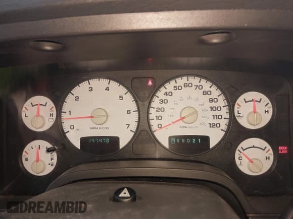 ✅ 2002 Dodge 1500 • VIN: 3D7HU18N42G115122 • Lot: 43629494. Listed on IAAI with 197,478 mi. Free auction sales archive from the USA and detailed vehicle history report at DreamBid. Image 7.