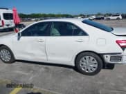 ✅ 2011 Toyota Camry LE • VIN: 4T1BF3EK2BU616292 • Lot: 43584649. Wystawiony na IAAI z przebiegiem 198 035 mil. Bezpłatny archiwum sprzedaży aukcyjnych z USA i szczegółowy raport historii pojazdu na DreamBid. Zdjęcie 6.