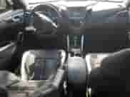 2013 Hyundai Veloster Turbo с VIN KMHTC6AE4DU158062, выставлен на аукционе Copart как лот 60075385 с пробегом 114 083 миль миль и Списание • Salvage title. История ставок и продаж доступна на DreamBid. Изображение 8.