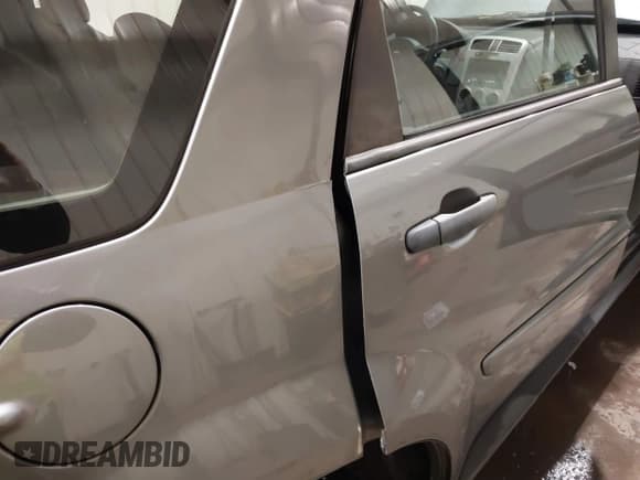 ✅ 2006 Chevrolet Equinox LS • VIN: 2CNDL13F466016924 • Лот: 41944872. Опубликован ранее на IAAI с пробегом Не указан. Бесплатный доступ к архиву аукционных продаж из США и подробный отчёт об истории автомобиля на DreamBid. Изображение 18.