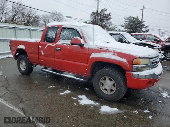 ✅ 2003 GMC Sierra 1500 SLT • VIN: 1GTEK19T53Z172527 • Lot: 90622205. Wystawiony na Copart z przebiegiem Nie podano. Bezpłatny archiwum sprzedaży aukcyjnych z USA i szczegółowy raport historii pojazdu na DreamBid. Zdjęcie 4.