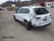 ✅ 2023 Volkswagen Tiguan SE • VIN: 3VV2B7AX0PM019809 • Лот: 43694567. Опубликован ранее на IAAI с пробегом 21 500 миль. Бесплатный доступ к архиву аукционных продаж из США и подробный отчёт об истории автомобиля на DreamBid. Изображение 3.