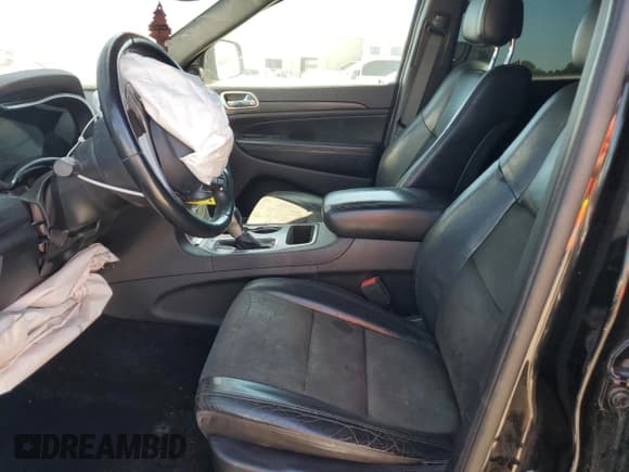 ✅ 2020 Jeep Grand Cherokee Altitude • VIN: 1C4RJEAG5LC379948 • Lot: 56321505. Listed on Copart with 98,060 mi. Free auction sales archive from the USA and detailed vehicle history report at DreamBid. Image 7.