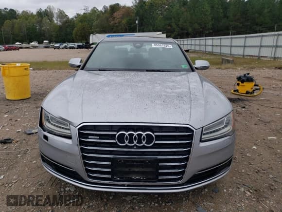 ✅ 2015 Audi A8 3.0T • VIN: WAU3GAFD9FN016909 • Lot: 85861825. Wystawiony na Copart z przebiegiem 103 974 mil. Bezpłatny archiwum sprzedaży aukcyjnych z USA i szczegółowy raport historii pojazdu na DreamBid. Zdjęcie 5.