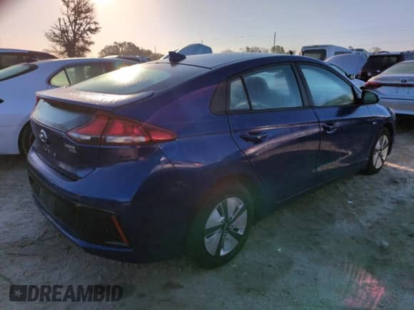 2019 Hyundai Ioniq Blue с VIN KMHC65LC4KU110460, выставлен на аукционе Copart как лот 76001224 с пробегом 28 737 миль миль и На запчасти • Non repairable. История ставок и продаж доступна на DreamBid. Изображение 3.