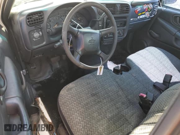 ✅ 2002 Chevrolet S-10 Fleet • VIN: 1GCCS145928176519 • Лот: 54566135. Опубликован ранее на Copart с пробегом 206 858 миль. Бесплатный доступ к архиву аукционных продаж из США и подробный отчёт об истории автомобиля на DreamBid. Изображение 8.