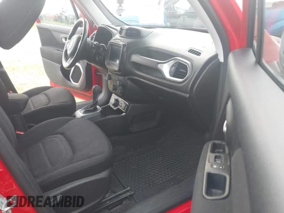 ✅ 2020 Jeep Renegade Latitude • VIN: ZACNJBBB1LPL31520 • Lot: 42743590. Listed on IAAI with 93,272 mi. Free auction sales archive from the USA and detailed vehicle history report at DreamBid. Image 5.