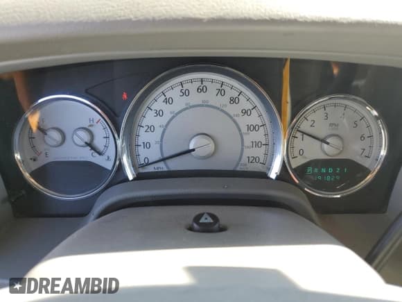 ✅ 2007 Chrysler Aspen Limited • VIN: 1A8HX58297F586621 • Lot: 80318665. Wystawiony na Copart z przebiegiem 191 829 mil. Bezpłatny archiwum sprzedaży aukcyjnych z USA i szczegółowy raport historii pojazdu na DreamBid. Zdjęcie 9.