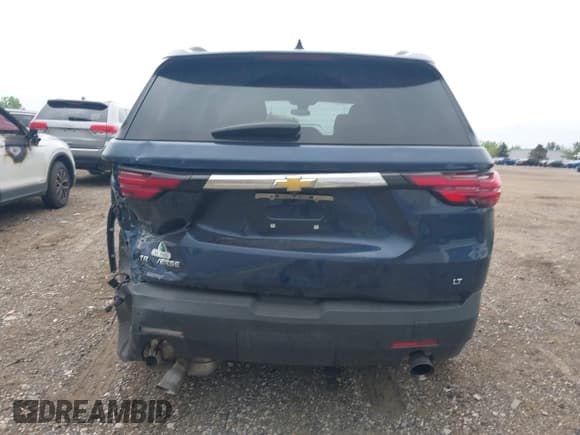 ✅ 2022 Chevrolet Traverse LT Cloth • VIN: 1GNERGKW1NJ129489 • Lot: 42366174. Listed on IAAI with 47,340 mi. Free auction sales archive from the USA and detailed vehicle history report at DreamBid. Image 16.