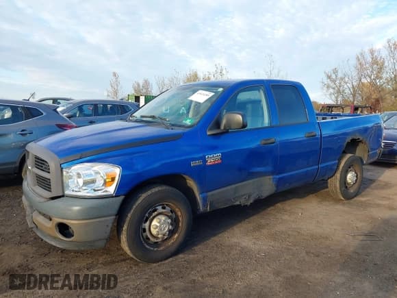 ✅ 2008 Dodge 2500 ST • VIN: 3D7KR28D18G247803 • Лот: 43610289. Опубликован ранее на IAAI с пробегом 275 573 миль. Бесплатный доступ к архиву аукционных продаж из США и подробный отчёт об истории автомобиля на DreamBid. Изображение 6.
