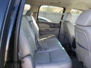 ✅ 2007 Chevrolet Suburban LTZ • VIN: 3GNFK16347G260054 • Lot: 70773884. Wystawiony na Copart z przebiegiem Nie podano. Bezpłatny archiwum sprzedaży aukcyjnych z USA i szczegółowy raport historii pojazdu na DreamBid. Zdjęcie 11.