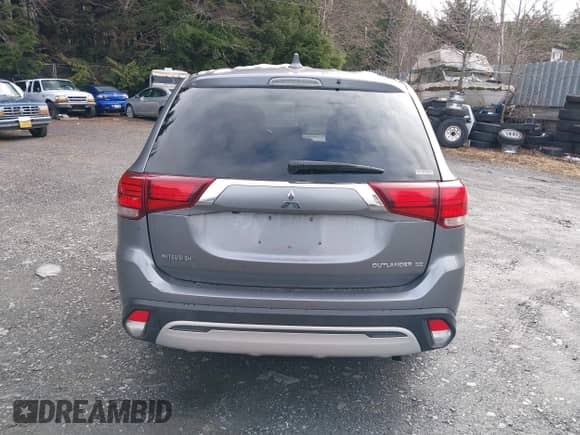 2019 Mitsubishi Outlander ES с VIN JA4AZ3A39KZ044527, выставлен на аукционе IAAI как лот 41815321 с пробегом 61 846 миль миль и . История ставок и продаж доступна на DreamBid. Изображение 16.
