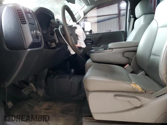 ✅ 2015 Chevrolet Silverado 2500HD Work Truck • VIN: 1GC0KUEG5FZ502398 • Lot: 67408955. Listed on Copart with 94,754 mi. Free auction sales archive from the USA and detailed vehicle history report at DreamBid. Image 7.