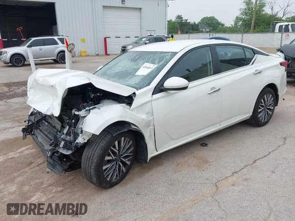 ✅ 2023 Nissan Altima SV • VIN: 1N4BL4DW8PN418850 • Lot: 42440946. Listed on IAAI with 20,981 mi. Free auction sales archive from the USA and detailed vehicle history report at DreamBid. Image 2.