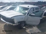 ✅ 2018 Chevrolet Silverado 1500 LT • VIN: 3GCPCREH9JG330225 • Лот: 42113448. Опубликован ранее на IAAI с пробегом 197 389 миль. Бесплатный доступ к архиву аукционных продаж из США и подробный отчёт об истории автомобиля на DreamBid. Изображение 2.