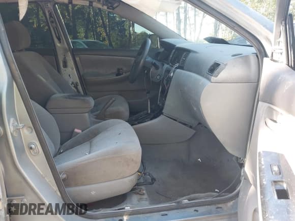 ✅ 2006 Toyota Corolla CE • VIN: 2T1BR30EX6C663568 • Lot: 42729035. Listed on IAAI with 238,272 mi. Free auction sales archive from the USA and detailed vehicle history report at DreamBid. Image 5.