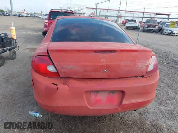 2000 Dodge Neon Highline z VIN 1B3ES46C7YD798916, wystawiony jako IAAI lot #41510560 z przebiegiem Nie podano mil oraz . Historia ofert i sprzedaży dostępna na DreamBid. Obrazek 16.