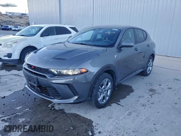 ✅ 2024 Dodge Hornet R/T • VIN: ZACPDFCW6R3A30804 • Lot: 95220775. Listed on Copart with 43,418 mi. Free auction sales archive from the USA and detailed vehicle history report at DreamBid. Image 1.