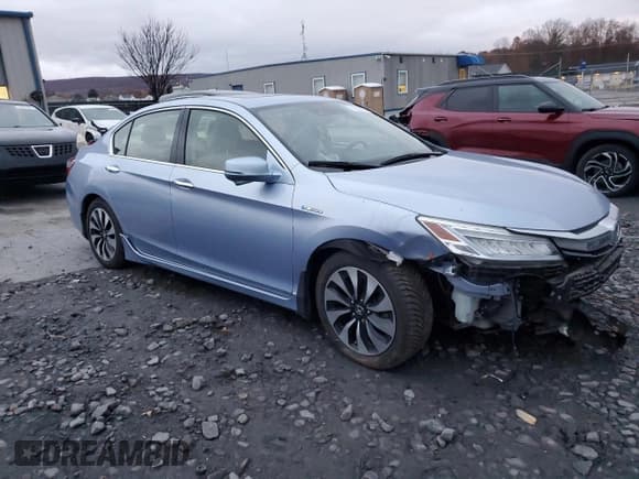 ✅ 2017 Honda Accord Touring • VIN: JHMCR6F73HC004272 • Lot: 91853875. Wystawiony na Copart z przebiegiem Nie podano. Bezpłatny archiwum sprzedaży aukcyjnych z USA i szczegółowy raport historii pojazdu na DreamBid. Zdjęcie 4.