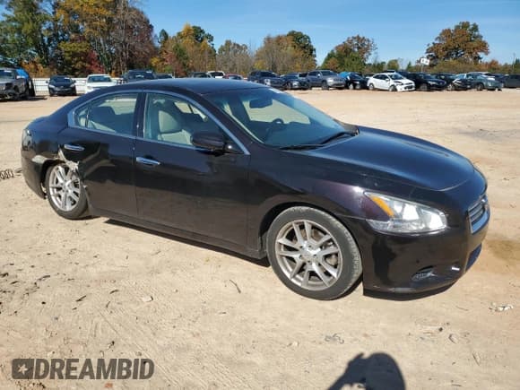 ✅ 2014 Nissan Maxima S • VIN: 1N4AA5AP6EC455425 • Lot: 90953045. Listed on Copart with 124,020 mi. Free auction sales archive from the USA and detailed vehicle history report at DreamBid. Image 4.