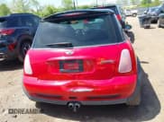 ✅ 2003 MINI Hardtop S • VIN: WMWRE33443TD60271 • Лот: 42129529. Опубликован ранее на IAAI с пробегом 94 082 миль. Бесплатный доступ к архиву аукционных продаж из США и подробный отчёт об истории автомобиля на DreamBid. Изображение 16.