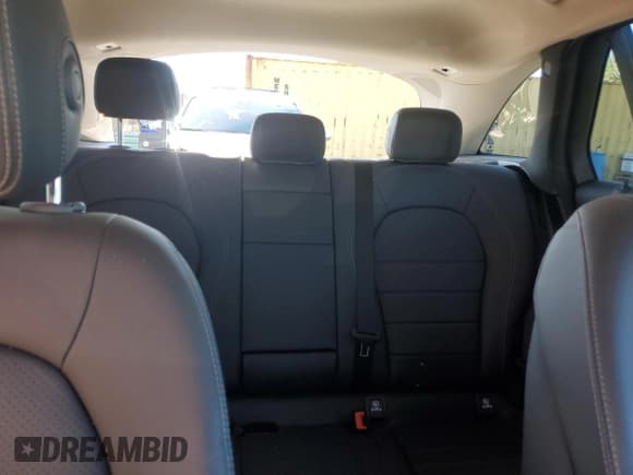 ✅ 2021 Mercedes-Benz GLC 300 • VIN: W1N0G8DB6MV314582 • Lot: 86849195. Wystawiony na Copart z przebiegiem 33 245 mil. Bezpłatny archiwum sprzedaży aukcyjnych z USA i szczegółowy raport historii pojazdu na DreamBid. Zdjęcie 10.