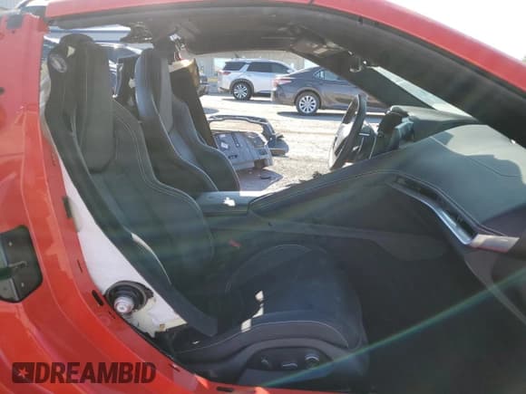 ✅ 2022 Chevrolet Corvette 2LT • VIN: 1G1YB2D44N5120134 • Lot: 71070535. Wystawiony na Copart z przebiegiem 20 771 mil. Bezpłatny archiwum sprzedaży aukcyjnych z USA i szczegółowy raport historii pojazdu na DreamBid. Zdjęcie 10.