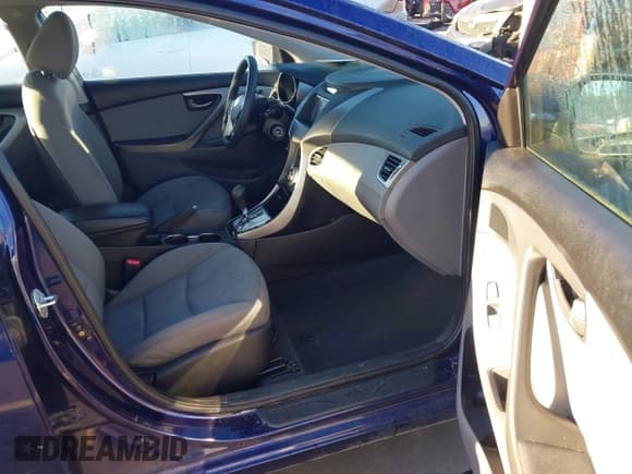 ✅ 2012 Hyundai Elantra GLS • VIN: 5NPDH4AE6CH085106 • Lot: 43452319. Listed on IAAI with 156,004 mi. Free auction sales archive from the USA and detailed vehicle history report at DreamBid. Image 5.