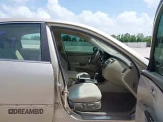 2009 Hyundai Azera GLS с VIN KMHFC46DX9A360642, выставлен на аукционе IAAI как лот 42504394 с пробегом 161 815 миль миль и . История ставок и продаж доступна на DreamBid. Изображение 5.