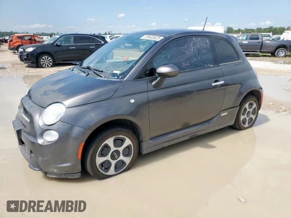 ✅ 2017 FIAT 500e • VIN: 3C3CFFGE2HT575834 • Lot: 59635625. Listed on Copart with 41,405 mi. Free auction sales archive from the USA and detailed vehicle history report at DreamBid. Image 1.