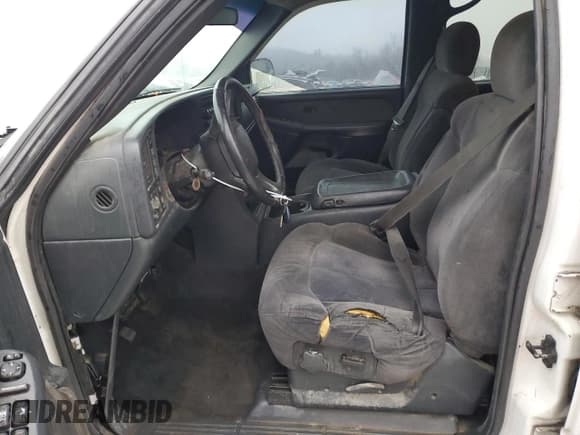 ✅ 2001 Chevrolet Silverado 2500HD LS • VIN: 1GCHK23U81F213333 • Lot: 43536335. Wystawiony na Copart z przebiegiem 245 017 mil. Bezpłatny archiwum sprzedaży aukcyjnych z USA i szczegółowy raport historii pojazdu na DreamBid. Zdjęcie 7.