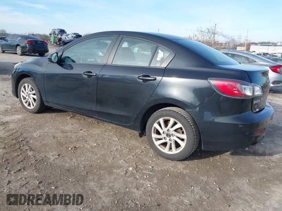 ✅ 2013 Mazda 3 i Touring • VIN: JM1BL1VP2D1823816 • Лот: 43827268. Опубликован ранее на IAAI с пробегом 176 323 миль. Бесплатный доступ к архиву аукционных продаж из США и подробный отчёт об истории автомобиля на DreamBid. Изображение 3.