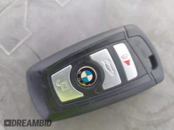 ✅ 2016 BMW 5 Series 535i • VIN: WBA5B1C53GG130558 • Lot: 43749784. Listed on IAAI with 180,059 mi. Free auction sales archive from the USA and detailed vehicle history report at DreamBid. Image 11.