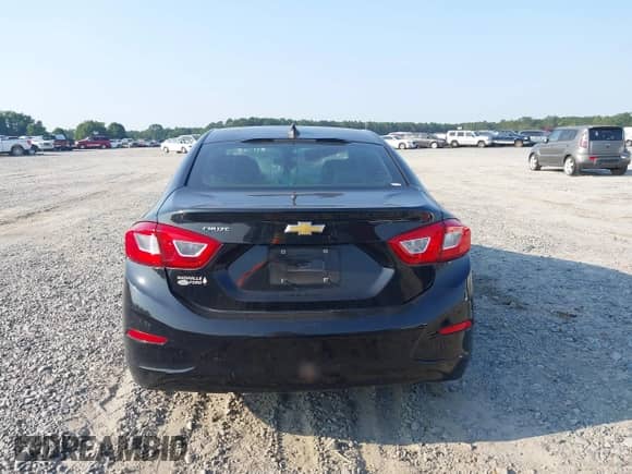 2019 Chevrolet Cruze LS с VIN 1G1BC5SM0K7152215, выставлен на аукционе IAAI как лот 42590862 с пробегом 150 357 миль миль и . История ставок и продаж доступна на DreamBid. Изображение 16.