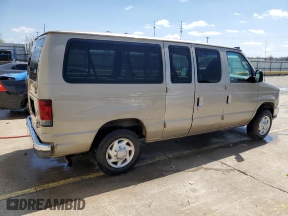 ✅ 2008 Ford Econoline Passenger XL • VIN: 1FMNE11L48DA80599 • Lot: 52532405. Listed on Copart with 263,848 mi. Free auction sales archive from the USA and detailed vehicle history report at DreamBid. Image 3.