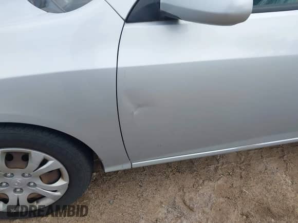 2010 Hyundai Elantra SE with VIN KMHDU4AD2AU099442, listed as a IAAI auction lot 43160213 with 142,346 mi miles and . Bid and sale history available at DreamBid. Image 6.