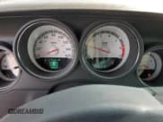 ✅ 2009 Dodge Challenger R/T • VIN: 2B3LJ54T09H641350 • Lot: 74468334. Wystawiony na Copart z przebiegiem 64 001 mil. Bezpłatny archiwum sprzedaży aukcyjnych z USA i szczegółowy raport historii pojazdu na DreamBid. Zdjęcie 9.