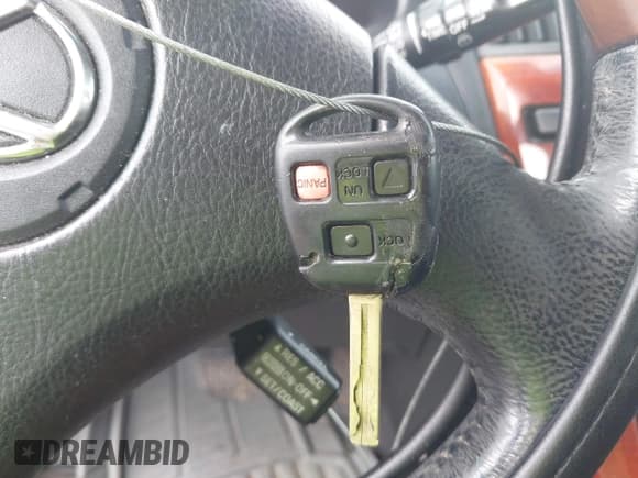 ✅ 2002 Lexus RX 300 • VIN: JTJGF10U420143491 • Lot: 43285107. Wystawiony na IAAI z przebiegiem 277 671 mil. Bezpłatny archiwum sprzedaży aukcyjnych z USA i szczegółowy raport historii pojazdu na DreamBid. Zdjęcie 11.