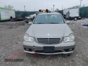 ✅ 2005 Mercedes-Benz C 230 Kompressor • VIN: WDBRF40J65F722047 • Lot: 42021101. Wystawiony na IAAI z przebiegiem 61 189 mil. Bezpłatny archiwum sprzedaży aukcyjnych z USA i szczegółowy raport historii pojazdu na DreamBid. Zdjęcie 6.