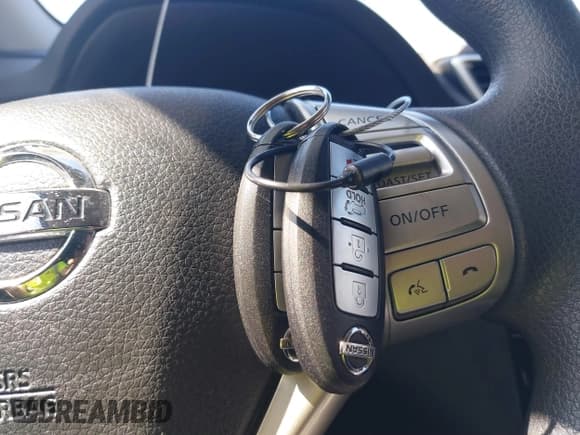 ✅ 2015 Nissan Rogue S • VIN: KNMAT2MT3FP567430 • Lot: 41650408. Listed on IAAI with 155,654 mi. Free auction sales archive from the USA and detailed vehicle history report at DreamBid. Image 11.