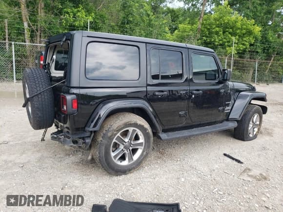 ✅ 2019 Jeep Wrangler Unlimited Sahara • VIN: 1C4HJXEG7KW670188 • Lot: 61967475. Wystawiony na Copart z przebiegiem 54 897 mil. Bezpłatny archiwum sprzedaży aukcyjnych z USA i szczegółowy raport historii pojazdu na DreamBid. Zdjęcie 3.