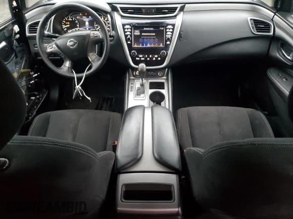 ✅ 2020 Nissan Murano S • VIN: 5N1AZ2AS6LN126341 • Lot: 81651365. Wystawiony na Copart z przebiegiem 83 338 mil. Bezpłatny archiwum sprzedaży aukcyjnych z USA i szczegółowy raport historii pojazdu na DreamBid. Zdjęcie 8.