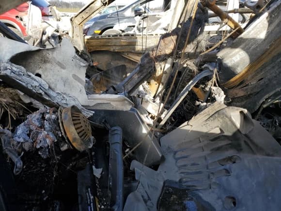 ✅ 2019 Mercedes-Benz E 300 • VIN: WDDZF4KB1KA610455 • Lot: 92473195. Listed on Copart with Not provided. Free auction sales archive from the USA and detailed vehicle history report at DreamBid. Image 7.