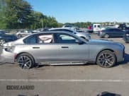 ✅ 2024 BMW i7 eDrive50 • VIN: WBY43EJ02RCR21103 • Lot: 43172924. Wystawiony na IAAI z przebiegiem Nie podano. Bezpłatny archiwum sprzedaży aukcyjnych z USA i szczegółowy raport historii pojazdu na DreamBid. Zdjęcie 13.