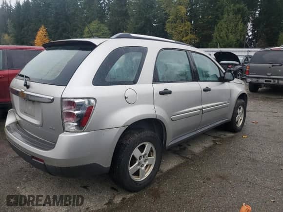 2008 Chevrolet Equinox LS with VIN 2CNDL23F186314940, listed as a Copart auction lot 89440945 with 166,761 mi miles and Clean title. Bid and sale history available at DreamBid. Image 3.