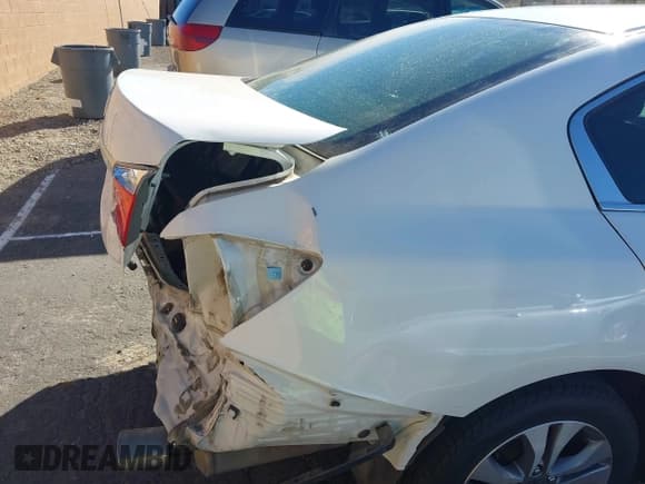 ✅ 2014 Honda Accord LX • VIN: 1HGCR2F33EA176396 • Lot: 43549928. Listed on IAAI with 95,006 mi. Free auction sales archive from the USA and detailed vehicle history report at DreamBid. Image 19.