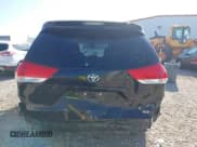 ✅ 2013 Toyota Sienna XLE AAS • VIN: 5TDYK3DC4DS390171 • Лот: 42766749. Опубликован ранее на IAAI с пробегом 111 645 миль. Бесплатный доступ к архиву аукционных продаж из США и подробный отчёт об истории автомобиля на DreamBid. Изображение 16.