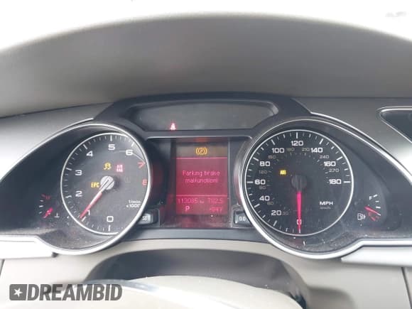 ✅ 2011 Audi A5 Premium Plus • VIN: WAUJFAFH1BN008973 • Lot: 42826345. Listed on IAAI with 113,085 mi. Free auction sales archive from the USA and detailed vehicle history report at DreamBid. Image 7.